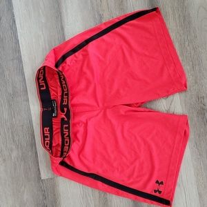 Under Armour Men's Short - L - Red